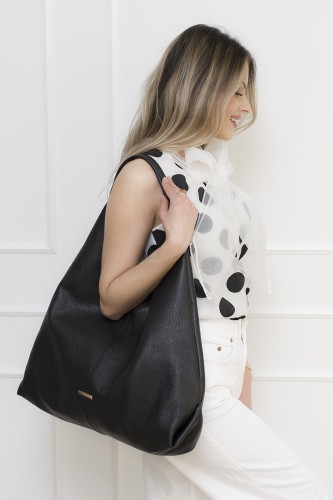Hobo_Maxi_Black_2.jpg