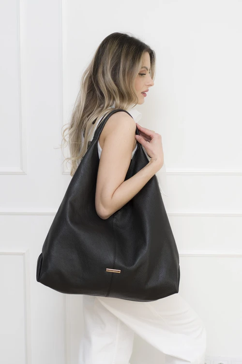 Hobo_Maxi_Black_4.jpg