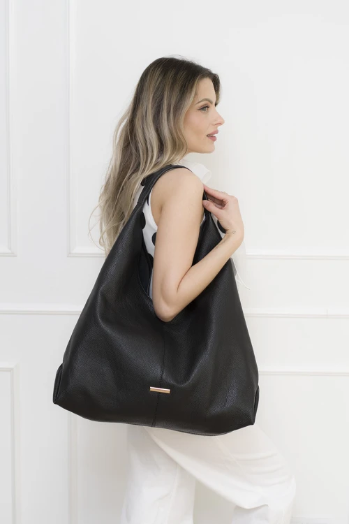 Hobo_Maxi_Black_5.jpg