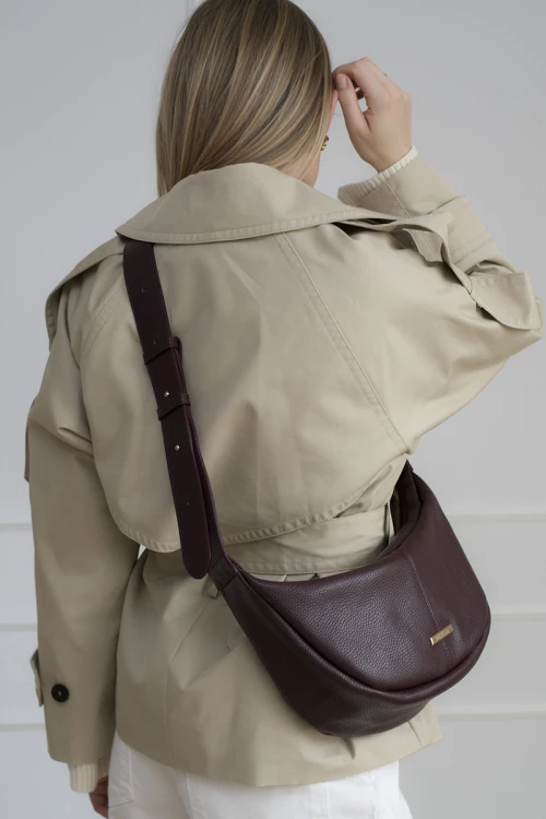 hazel_burgund_3.jpg